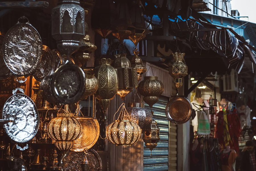 𝙰𝚞 𝚌𝚘𝚎𝚞𝚛 𝚍𝚎 𝚕𝚊 𝚖𝚎𝚍𝚒𝚗𝚊 𝚍𝚎 𝚃𝚞𝚗𝚒𝚜